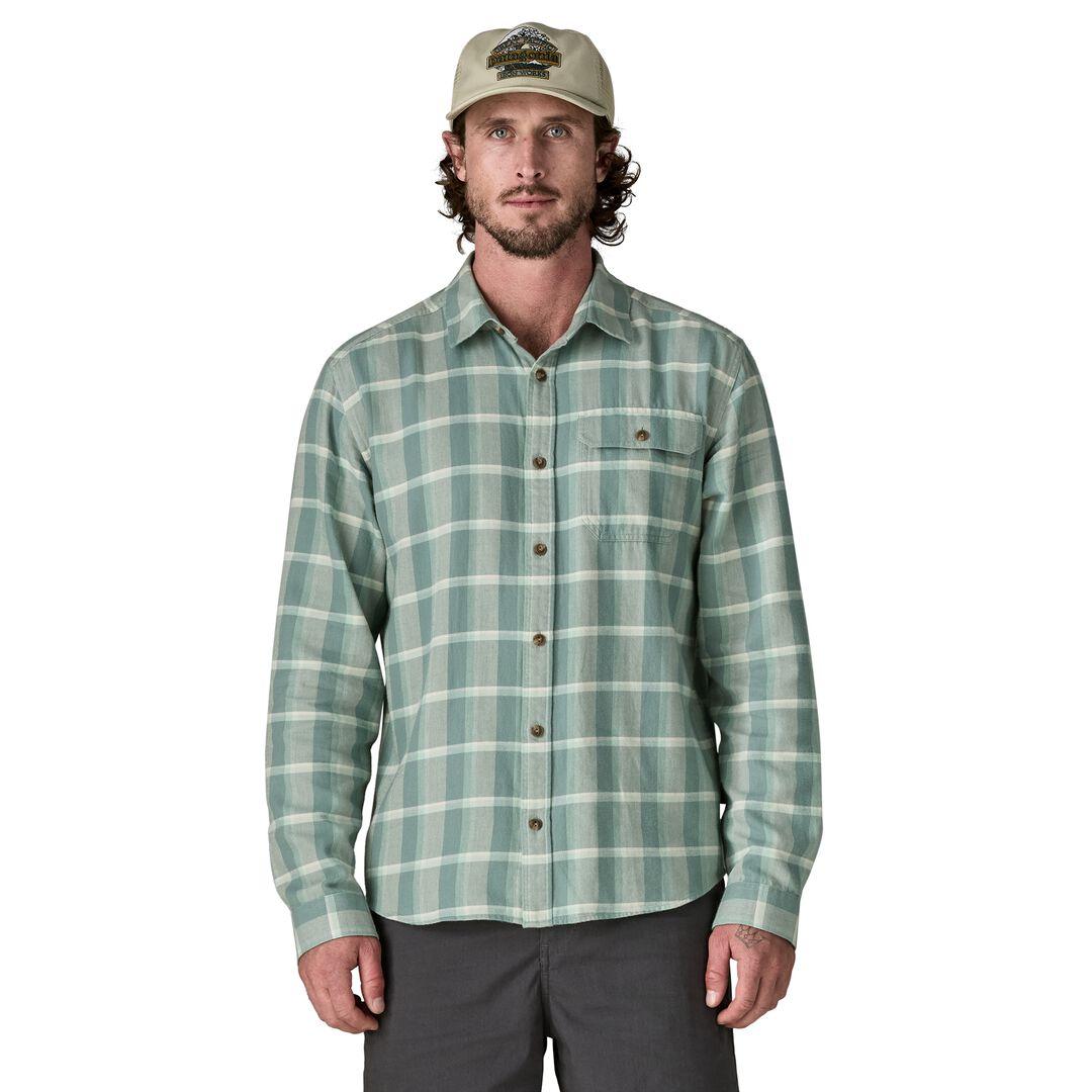Patagonia Long-Sleeved Lightweight Fjord Flannel Shirt